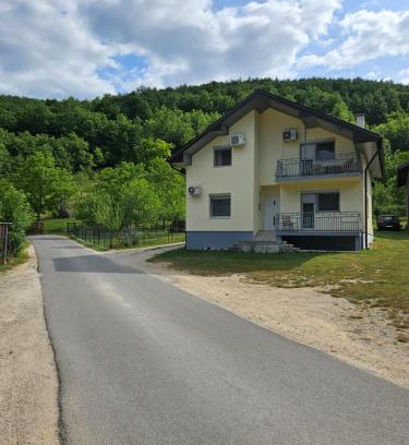 Bihac House | Omar & Una Apartmani: Guest Rated 9.3 with Breakfast