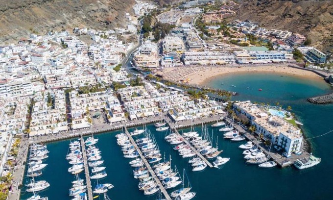 Playa de Mogan Apartment | Oceanfront OMBÚMOGAMAR: 4-Star Hotel with Stunning Views