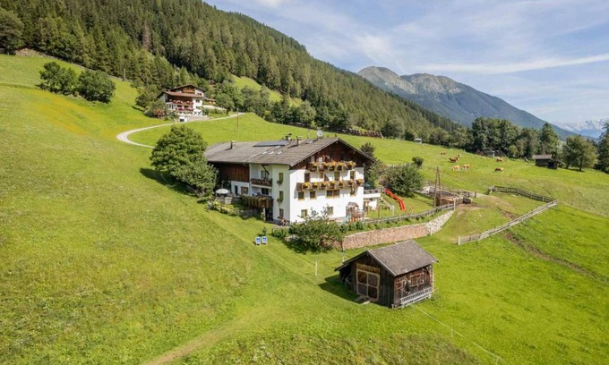 Fulpmes House | Exceptional Omesbergerhof: Pet & Child Friendly Retreat