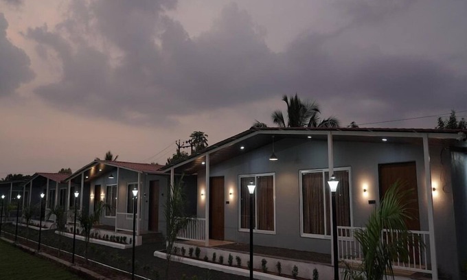 Rajkot Hotel | Discover Omkara Resort: Family-Friendly with Pool Access