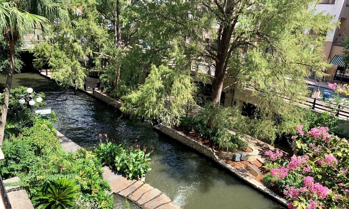 Downtown San Antonio Hotel | Discover Omni La Mansion del Rio: 4-Star Hotel Oasis