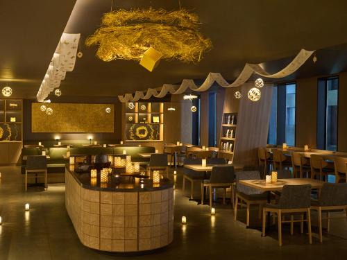 Katamachi Hotel | Elegant OMO5 Kanazawa Katamachi with Family-Friendly Perks