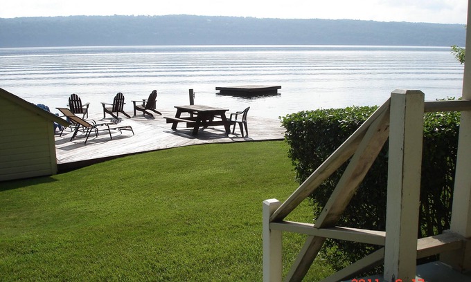 Ithaca House | Scenic Pines Rest on Cayuga Lake Near Ithaca & Cornell