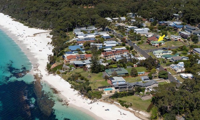 Hyams Beach House | Guest Rated: On Cyrus at Hyams Beach - Family Friendly Stay
