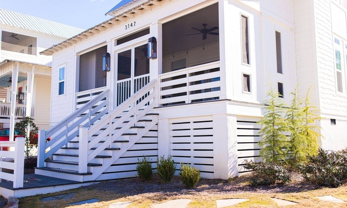 Guntersville House | Escape to River Rocks Plantation: Perfect for Family Fun