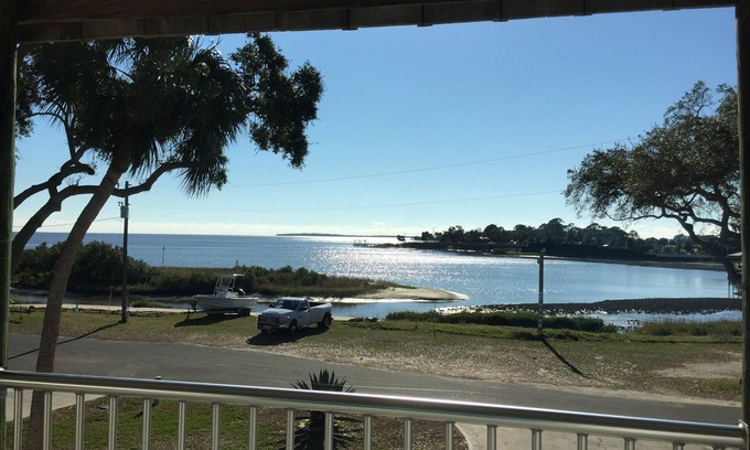 Cedar Key House | Unwind at the Gulf: Pet-Friendly Home with Ocean Views