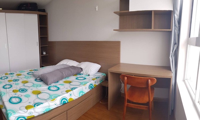 Ba Queo Apartment | Prime Location Near Tan Son Nhat Airport with Pool Access
