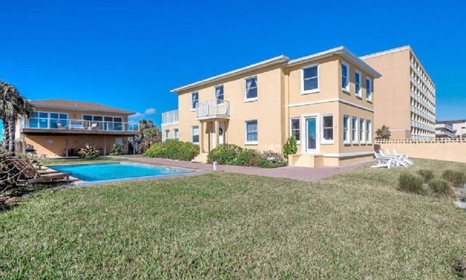 Rosemont House | Beachfront Retreat with Pool, Jacuzzi & Ocean Views