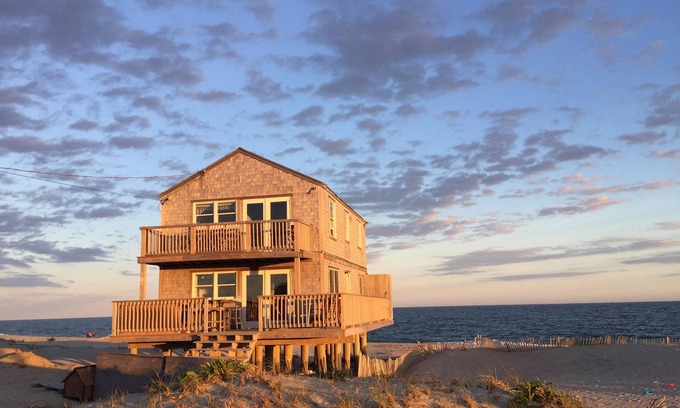 Smith Point Cottage | Beachfront Bliss at Smith Point in Madaket - Rated 10/10