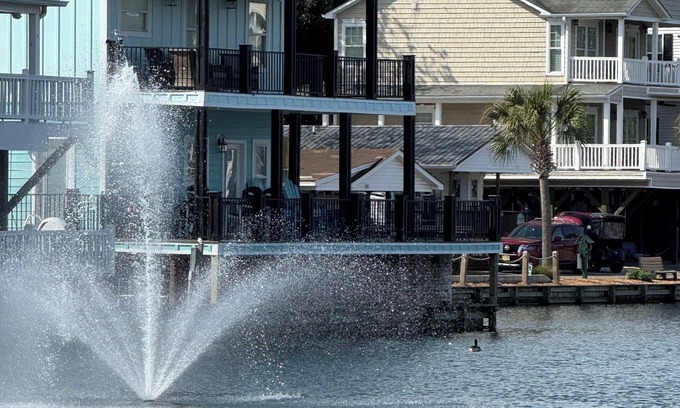Myrtle Beach House | Ocean Lakes R10: Pet-Friendly Retreat by the Beach