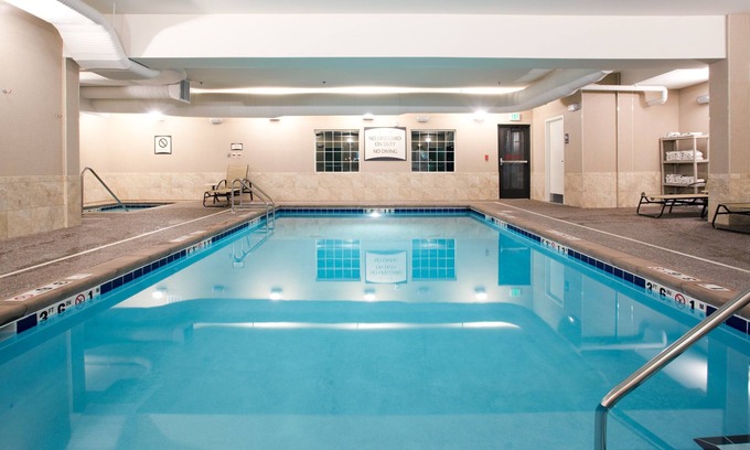 Great Falls Condo | Riverside Retreat: Indoor Pool, Hot Tub & Free Breakfast