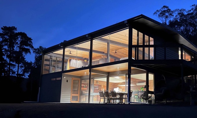 Taylor Bay House | On the Point in Taylor Bay