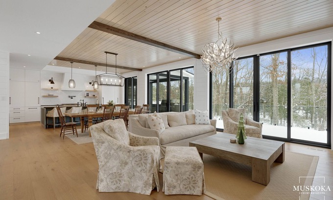 Severn House | Experience the Beauty of Gloucester Pool in Muskoka