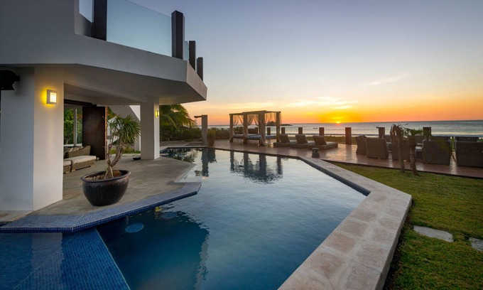 Playa Marsella House | Oceanfront Villa at Playa Marsella with Private Pool & Spa