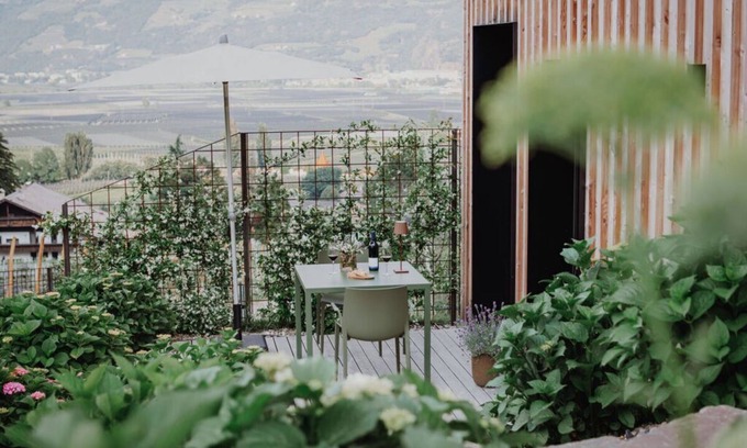 Cermes House | Cozy Holiday Residence on the Slope with Family Amenities