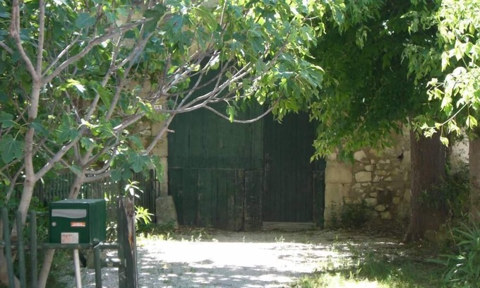 Noves Apartment | Pet-Friendly House on Picturesque Provencal Square