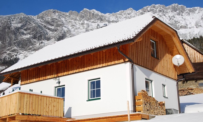 Sankt Martin am Grimming House | Discover Bliss on the Sunny Side of the Grimming