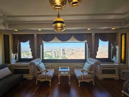 Cankaya Apartment | Top City Views with Family-Friendly Amenities Await You