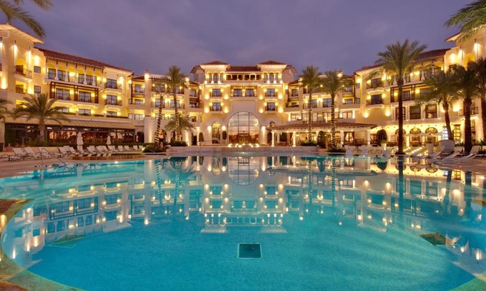 Torre-Pacheco Hotel | Relax at Ona Mar Menor Golf & Spa - 5-Star Oceanfront Escape