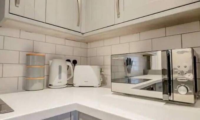 Malvern Apartment | Charming One Bed Flat in Malvern with Spectacular Views