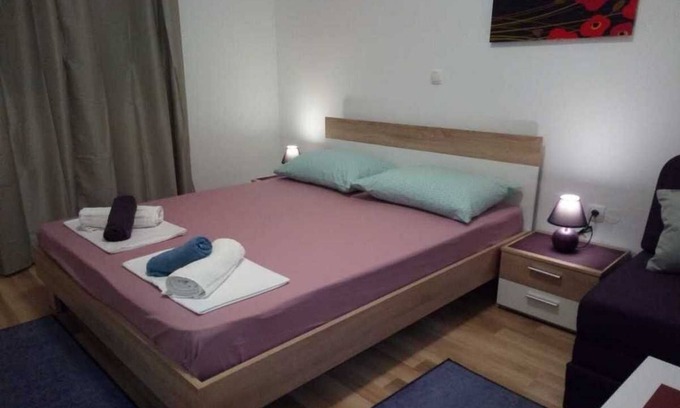 Kastel Stafilic Apartment | Cozy Balcony Apartment with Ocean View in Kaštel Štafilić