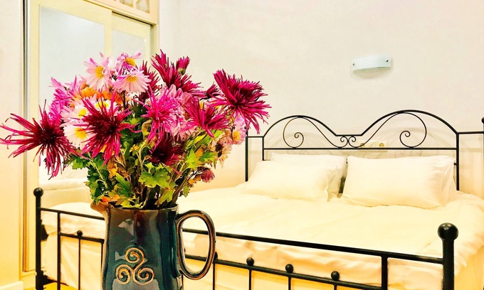 Tbilisi City Centre Apartment | Cozy One-Bedroom Apartment with Breakfast & Kitchen