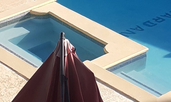 Boscobel Apartment | Pet-Friendly One Bedroom Apartment with Pool & Spa Access