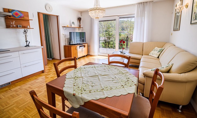 Podcetrtek Apartment | One bedroom apartment with terrace