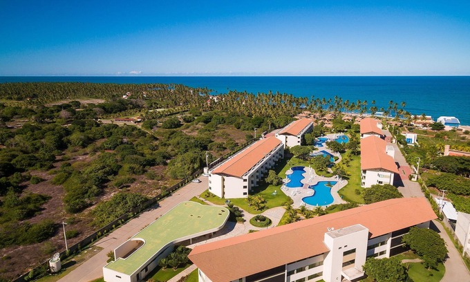 Tamandare Condo | Cozy One Bedroom Apartment at Carneiros Beach Resort