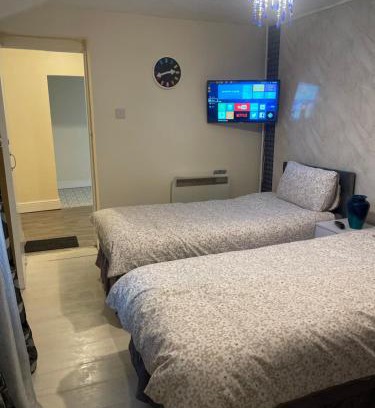 Filton Apartment | Family-Friendly One Bedroom Apartment in Filton Awaits You