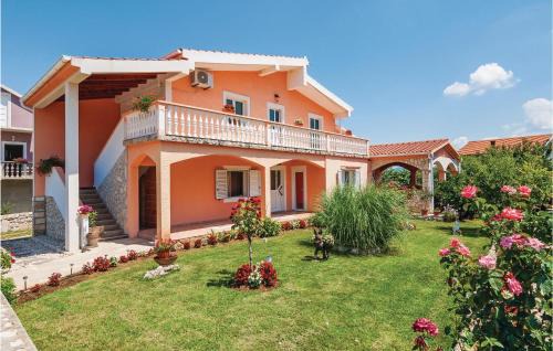 Podgradina Apartment | Child-Friendly 1 Bedroom Apartment in Podgradina - Rated 9.3