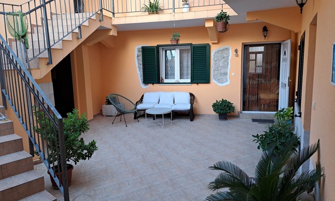 Kukljica Apartment | Exclusive 1-Bedroom Apartment with Oceanfront Terrace