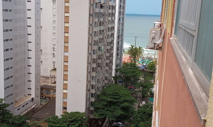 Pitangueiras House | Premier One Bedroom Apartment by Guarujá Praia das Pitangueiras