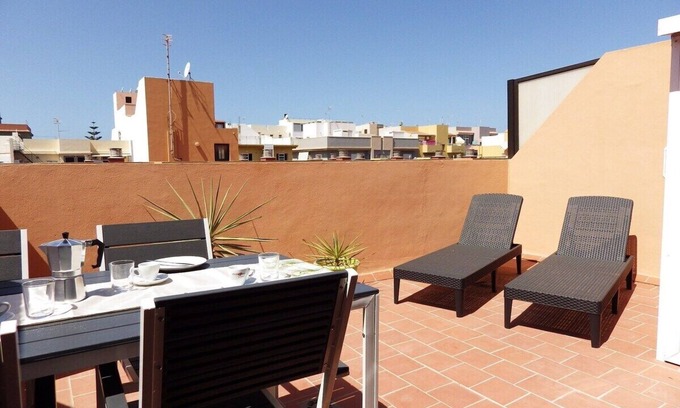 Las Galletas Apartment | Relaxing One Bedroom Apartment in Spanish Seaside Town