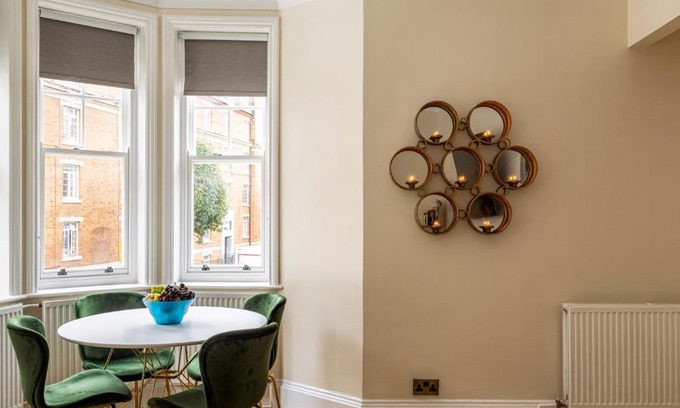 Bryanston and Dorset Square Apartment | Chic One Bedroom Apartment in Marylebone - Rated 9.1/10