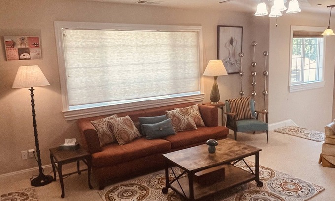 Livermore Apartment | Cozy One Bedroom Apartment with Ocean View & Private Entrance