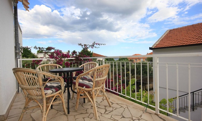 Kuciste Apartment | Guest Rated 10/10: Sea View Apartment with Terrace in Kučište