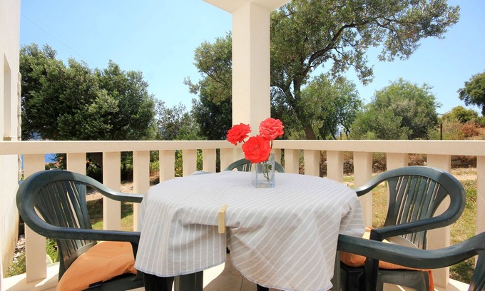 Kuciste Apartment | Guest Rated 10/10: One Bedroom Apartment with Terrace