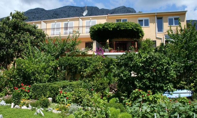 Orebic Apartment | Dreamy One Bedroom Apartment with Balcony & Sea View