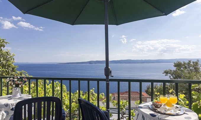 Brela Apartment | Oceanfront One Bedroom with Terrace & Top Guest Rating