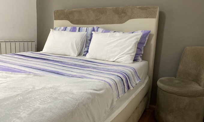 Ilidza Apartment | Cozy One Bedroom Apartment in Sarajevo - Family Friendly Stay