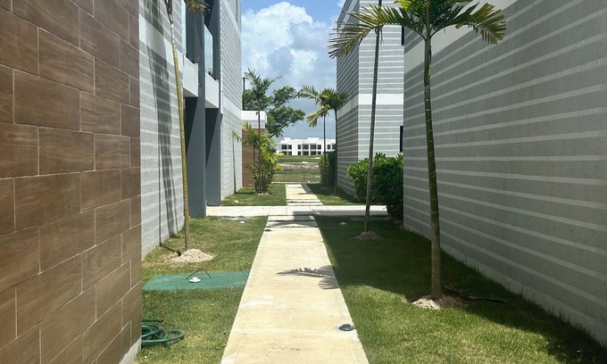 Bavaro Condo | One-Bedroom Getaway in Punta Cana: Your Air-Conditioned Oasis with Washer!