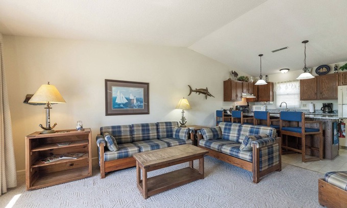 Grand Rivers Condo | One Bedroom Harbor View Condo