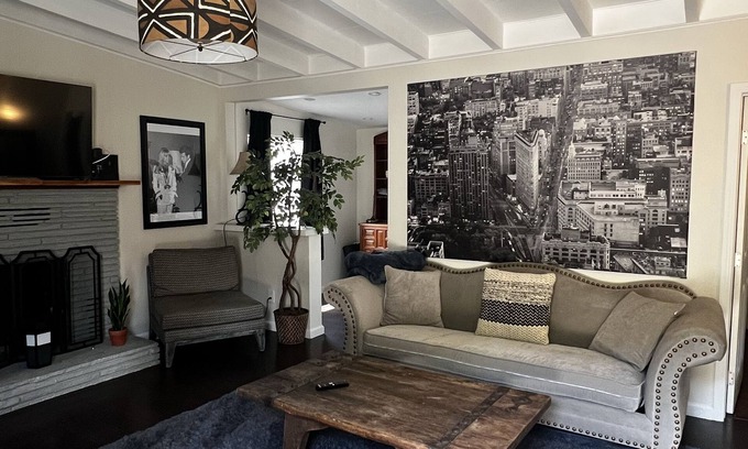 Santa Paula House | Cozy One Bedroom House in Historic Santa Paula