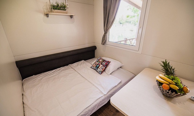 Terme Catez House | One Bedroom Mobile Home with Lake View (owner 5)