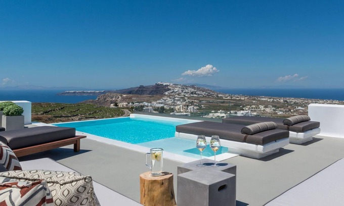 Pyrgos Villa | Ocean View Retreat: One Bedroom Panoramic at White Co
