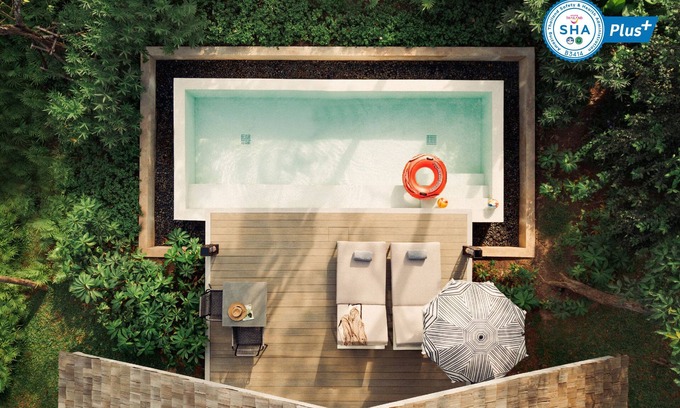 Ko Kaeo Villa | Inviting One-Bedroom Pool Villa with Oceanfront Amenities