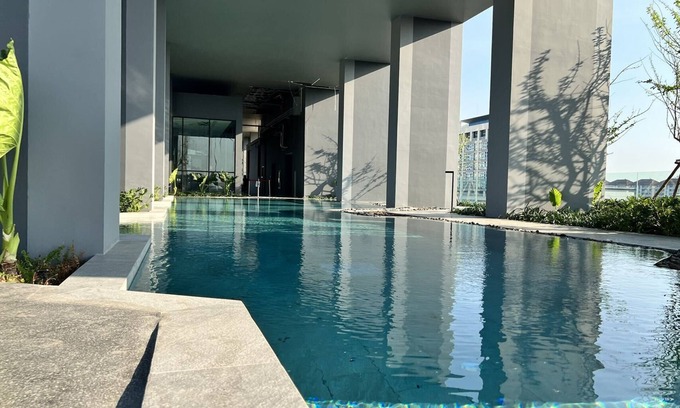 Ramkhamhaeng Condo | Family-Friendly One Bedroom Near Rajamangala Stadium
