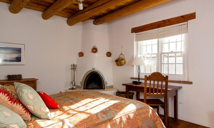 Downtown Santa Fe House | Charming One Bedroom with Sunset Views & Downtown Access