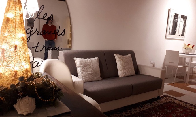 Cannaregio Apartment | Exceptional One Door Apartment with Ocean View in Venice